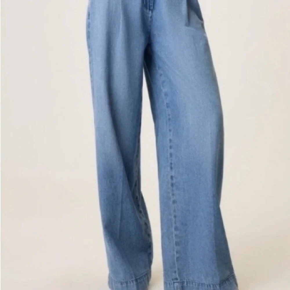 NWT Size 26. Rag & Bone Aurora Pleated Trousers, High Rise, Wide-Leg, Light Blue - Picture 3 of 5